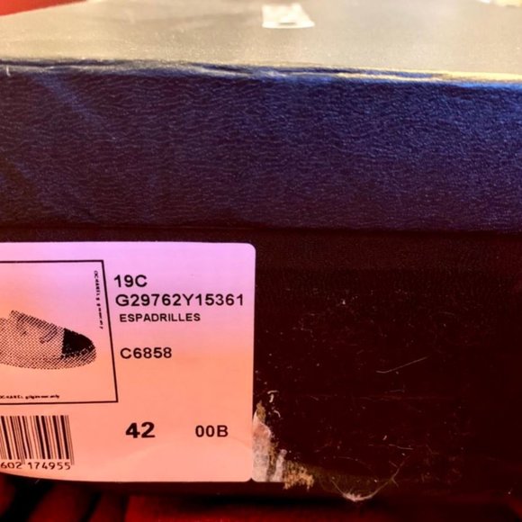 Chanel Espadrilles - Black & White Canvas !! - Picture 9 of 9